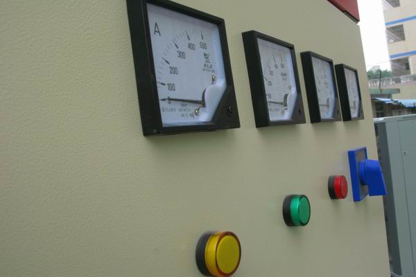 霸州配电箱-3683讲讲配电箱的操作和检修步